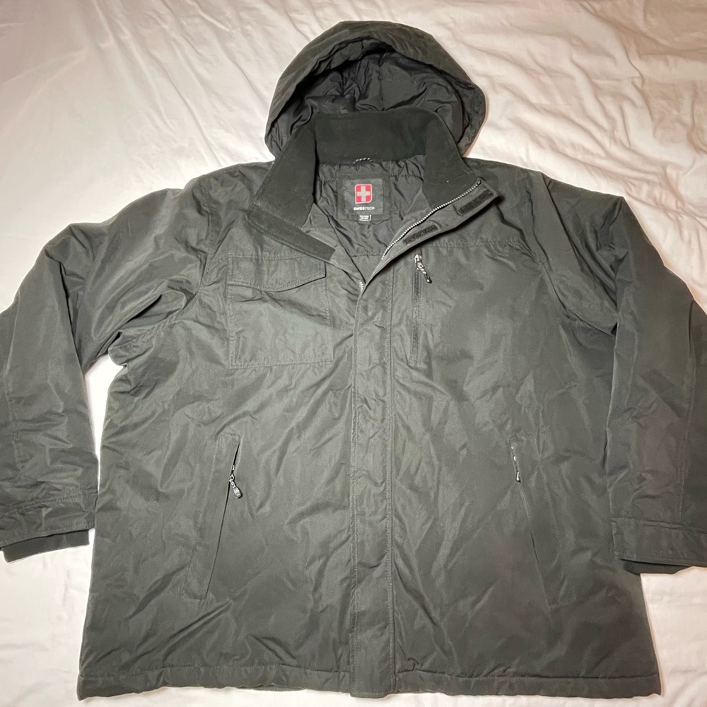 Swiss Tech Black Heavyweight Jacket/Coat Sz 2XL - Full Zip With Hood